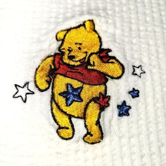 Disney creamy white embroidered Winnie the Pooh stars short sleeve top - Picture 2 of 5